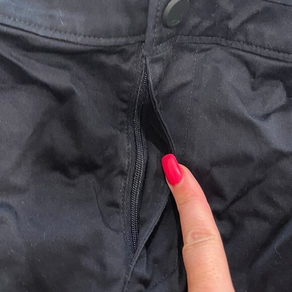 Oakley Mens Chino Shorts Chino Shorts Mid Rise Regular Fit Stretch Black Size 36 - Picture 2 of 7